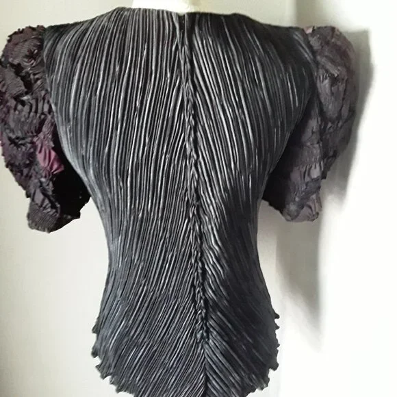 Vintage Karen Lawrence by Matthew lovely crinkle blk and purple puffy top size 8 - Picture 9 of 13